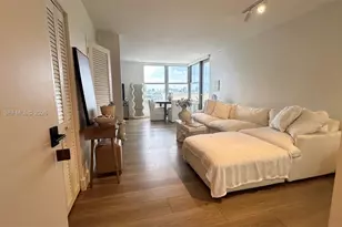 2899 Collins Ave, Miami Beach, FL 33140 - Photo 14