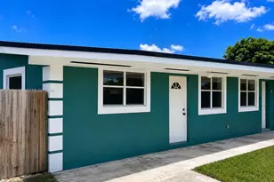 1901 SW 97th Terrace, Miramar, FL 33025 - Photo 2