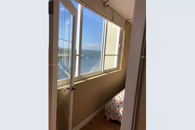 5005 Collins Ave #1202, Miami Beach, FL 33140 - Photo 14