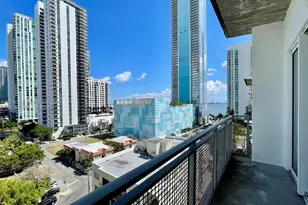 455 NE 25th St, Miami, FL 33137 - Photo 18