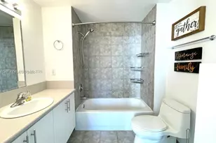 455 NE 25th St, Miami, FL 33137 - Photo 16