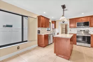 15056 SW 10th St, Sunrise, FL 33326 - Photo 20