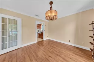 15056 SW 10th St, Sunrise, FL 33326 - Photo 12