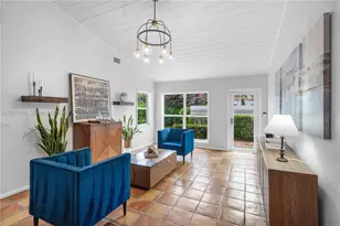 1015 SE 11th Ct, Fort Lauderdale, FL 33316 - Photo 10