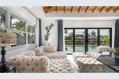 380 SE 1st Ter, Pompano Beach, FL 33060 - Photo 18