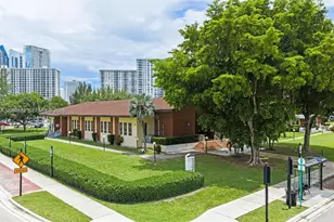 200 178th Dr, Sunny Isles Beach, FL 33160 - Photo 24