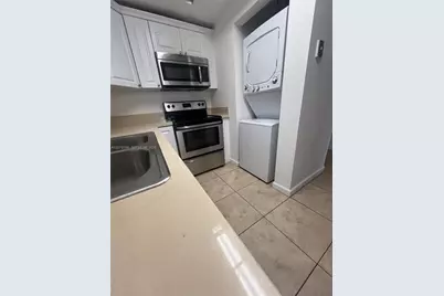 10090 NW 80th Ct #1347, Hialeah Gardens, FL 33016 - Photo 2