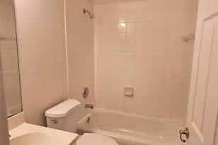 5770 NW 113th Pl, Doral, FL 33178 - Photo 14