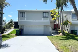21780 SW 99th Pl, Cutler Bay, FL 33190 - Photo 2
