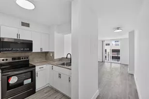 501 SW 1st St, Miami, FL 33130 - Photo 14