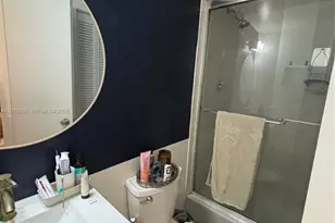 999 Brickell Bay Dr, Miami, FL 33131 - Photo 18