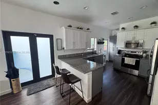 10841 NE 2nd Pl, Miami, FL 33161 - Photo 6