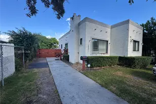 10841 NE 2nd Pl, Miami, FL 33161 - Photo 1