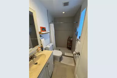 10841 NE 2nd Pl, Miami, FL 33161 - Photo 12