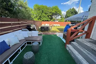 10841 NE 2nd Pl, Miami, FL 33161 - Photo 4