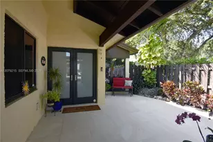 11744 SW 133rd Ct, Miami, FL 33186 - Photo 4