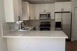 21467 SW 86th Pl, Cutler Bay, FL 33189 - Photo 4