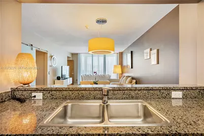 1500 Ocean Dr #810, Miami Beach, FL 33139 - Photo 8
