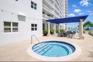 1200 Brickell Bay Dr, Miami, FL 33131 - Photo 42
