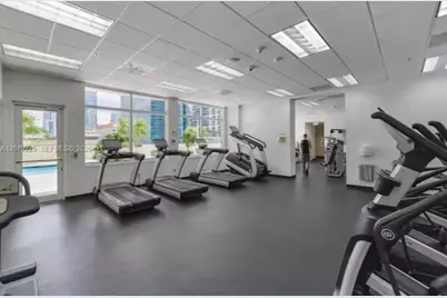 1200 Brickell Bay Dr #3318, Miami, FL 33131 - Photo 40