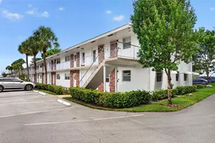 2551 W Golf Blvd, Pompano Beach, FL 33064 - Photo 1