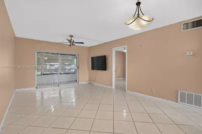 2551 W Golf Blvd #101, Pompano Beach, FL 33064 - Photo 12