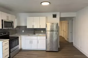 805 NE 134th St, North Miami, FL 33161 - Photo 20