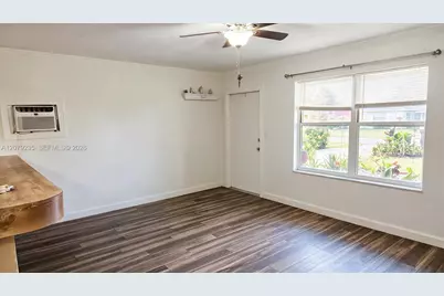 2506 Acapulco Dr, Miramar, FL 33023 - Photo 2