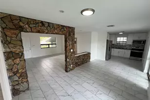 4421 NW 33rd St, Lauderdale Lakes, FL 33319 - Photo 10