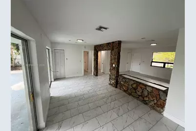 4421 NW 33rd St, Lauderdale Lakes, FL 33319 - Photo 12