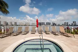 18100 N Bay Rd, Sunny Isles Beach, FL 33160 - Photo 8