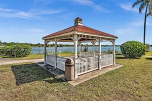 2803 N Oakland Forest Dr, Oakland Park, FL 33309 - Photo 28