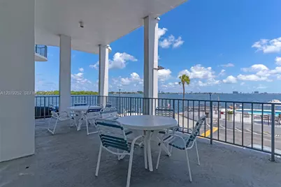 11930 N Bayshore Dr #704, North Miami, FL 33181 - Photo 38