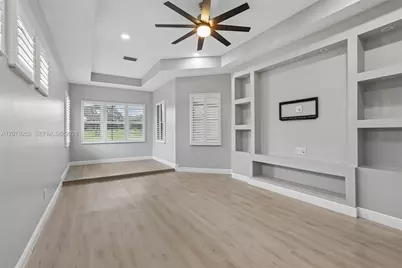 1413 Brilliant Cut Way, Brandon, FL 33594 - Photo 2
