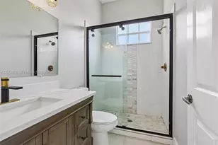 1413 Brilliant Cut Way, Brandon, FL 33594 - Photo 32