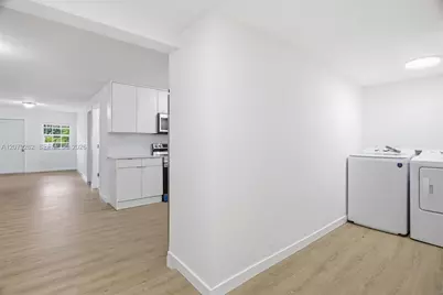 465 NE 165th St, Miami, FL 33162 - Photo 8