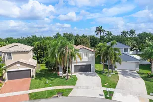 17621 SW 31st Ct, Miramar, FL 33029 - Photo 2