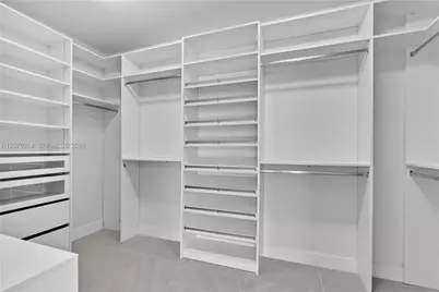 10517 NW 66th St, Doral, FL 33178 - Photo 20