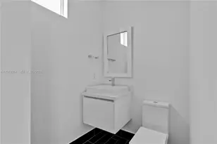 10517 NW 66th St, Doral, FL 33178 - Photo 12