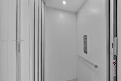 10517 NW 66th St, Doral, FL 33178 - Photo 12