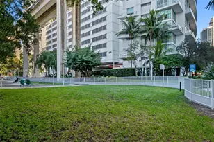 90 SW 3rd St, Miami, FL 33130 - Photo 52