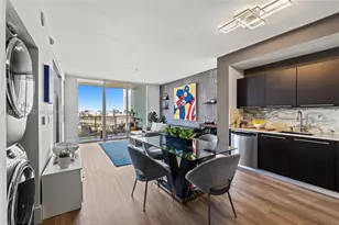 90 SW 3rd St, Miami, FL 33130 - Photo 10
