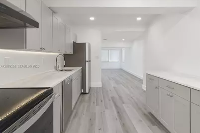 307 SW 15th St #1, Fort Lauderdale, FL 33315 - Photo 14