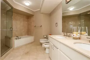 6365 Collins Ave, Miami Beach, FL 33141 - Photo 20