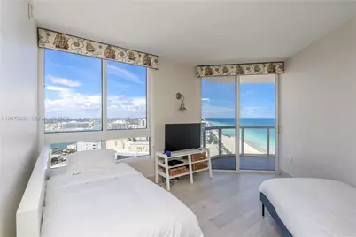 6365 Collins Ave #2401, Miami Beach, FL 33141 - Photo 14