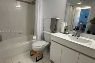 1200 Brickell Bay Dr, Miami, FL 33131 - Photo 18