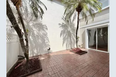 1135 Cliffrose St, Hollywood, FL 33019 - Photo 24