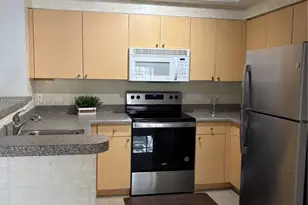 8030 N Nob Hill Rd, Tamarac, FL 33321 - Photo 8