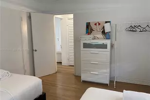 1011 9th St, Miami Beach, FL 33139 - Photo 8