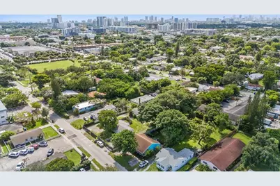 2434 Lincoln St, Hollywood, FL 33020 - Photo 40
